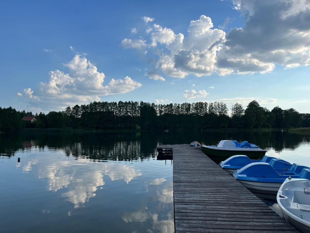 Domek Z Kominkiem Nad Jeziorem Z Jacuzzi Ogrodowym Sumowo  Dış mekan fotoğraf